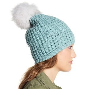 NWT Genuine Fox Fur Pompom Wool Blend Beanie